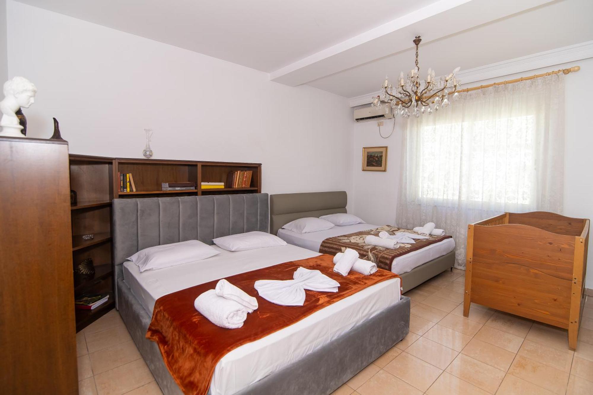 Vintage Blloku Apartment Tirana Extérieur photo